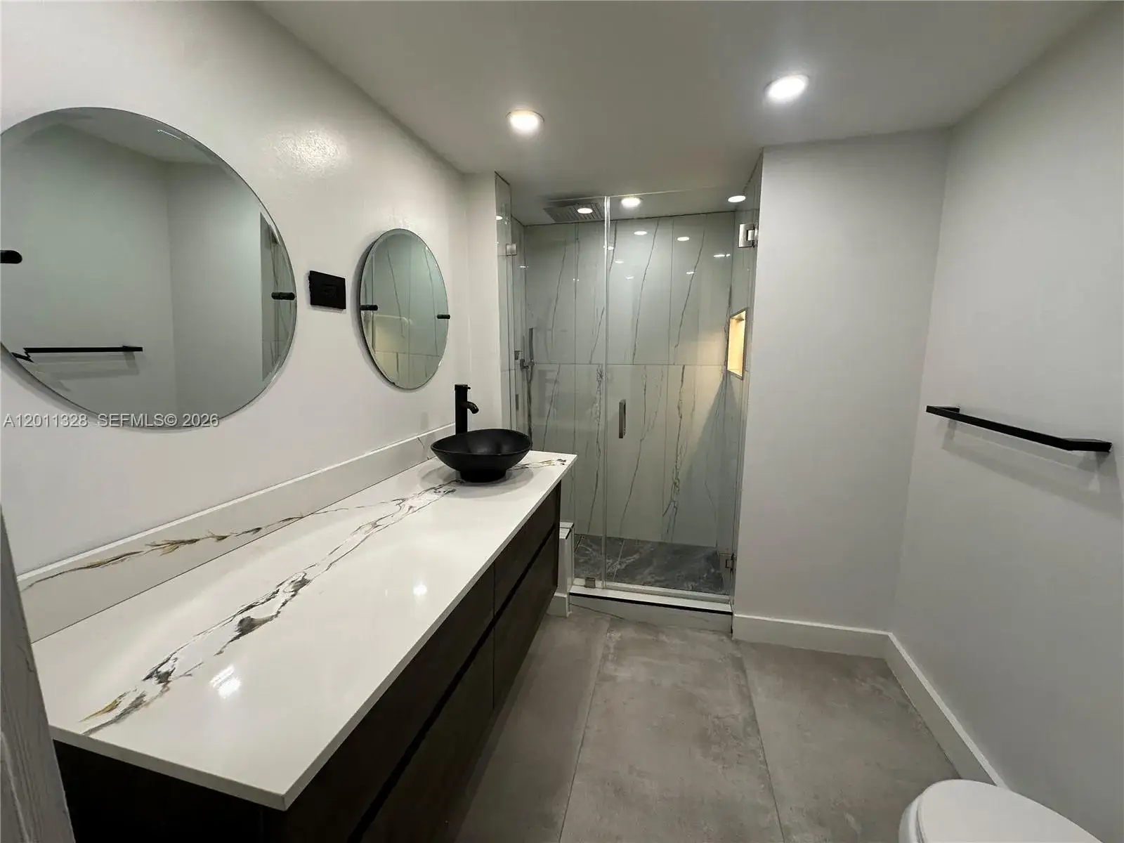 2 bedroom 2 bath Residential Lease for rent at 4215 N University Dr # 101, Sunrise FL 33351