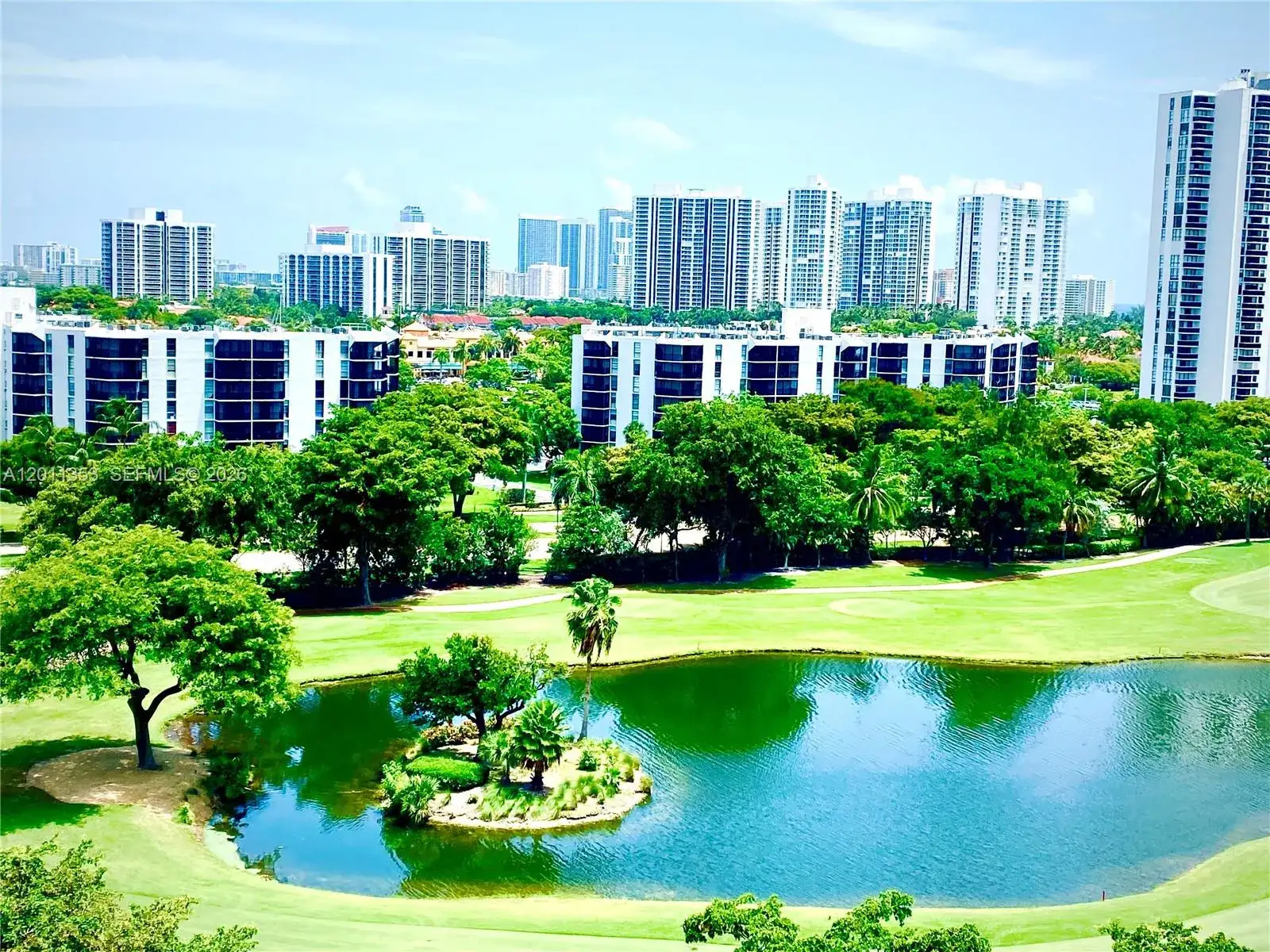 2 bedroom 2 bath Residential for sale at 20225 NE 34th Ct # 1111, Aventura FL 33180