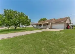 3 bedroom 2 bath Residential for sale at 1500 Jay Ter, La Belle FL 33935