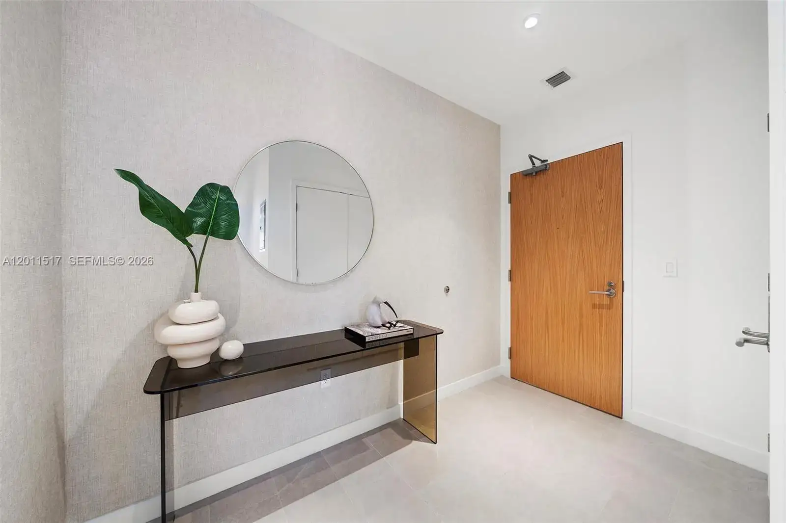 1 bedroom 2 bath Residential for sale at 500 Alton Rd # 501, Miami Beach FL 33139