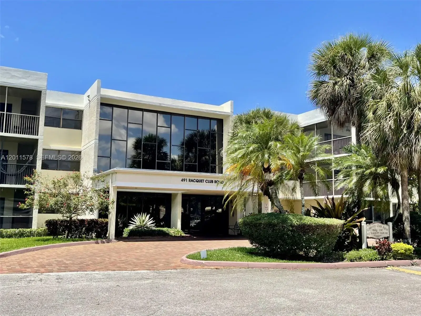 2 bedroom 2 bath Residential for sale at 491 Racquet Club Rd # 303, Weston FL 33326