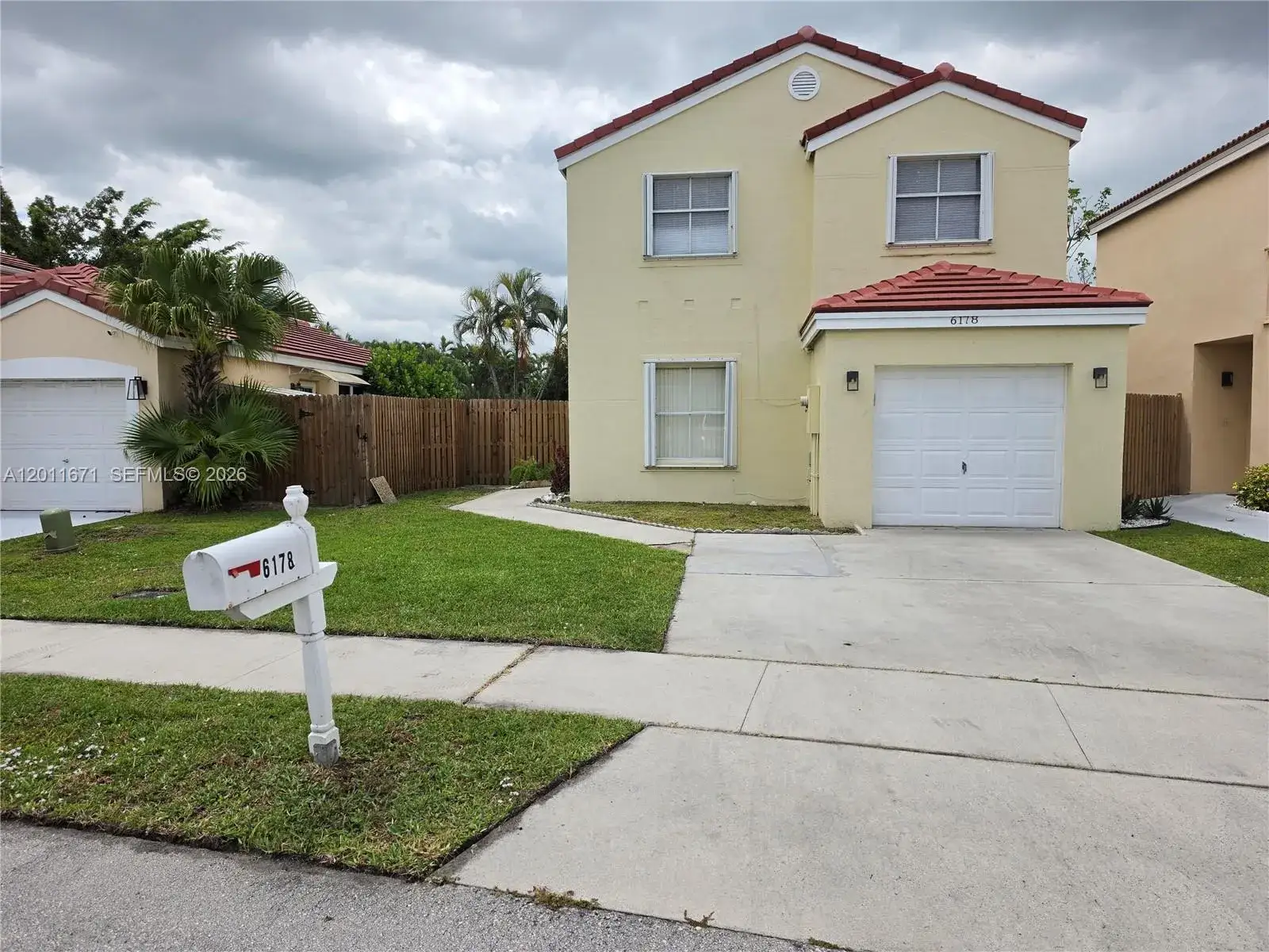 3 bedroom 2 bath Residential Lease for rent at 6178 Buena Vista Dr # 6178, Margate FL 33063