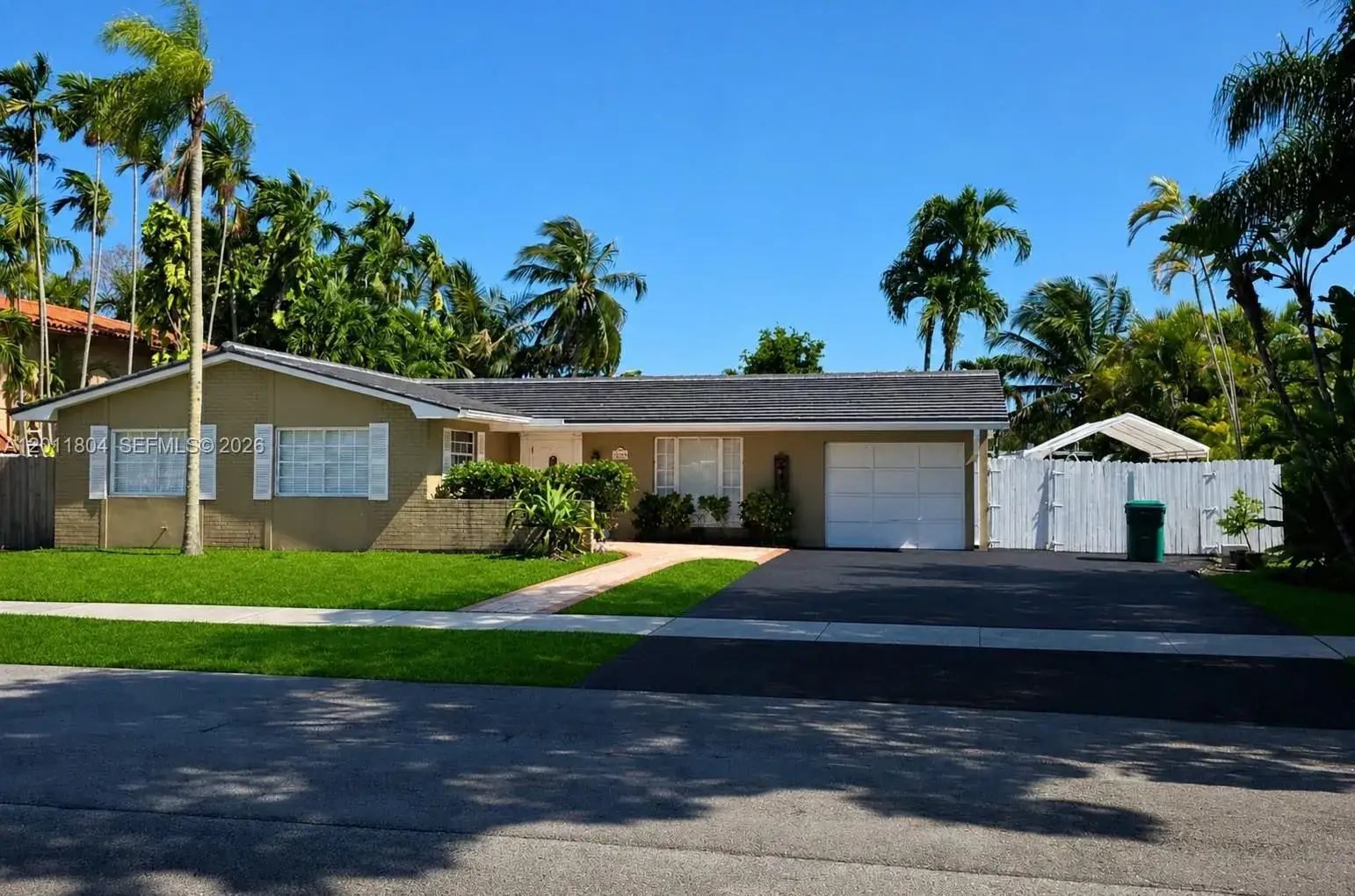 3 bedroom 2 bath Residential for sale at 14020 SW 83rd St, Miami FL 33183