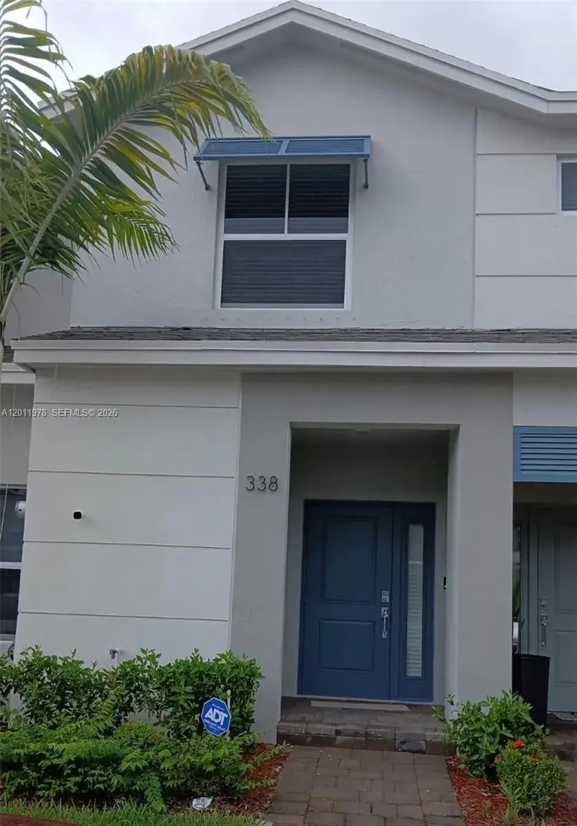 3 bedroom 3 bath Residential Lease for rent at 338 NE 1St Dr # 338, Florida City FL 33034