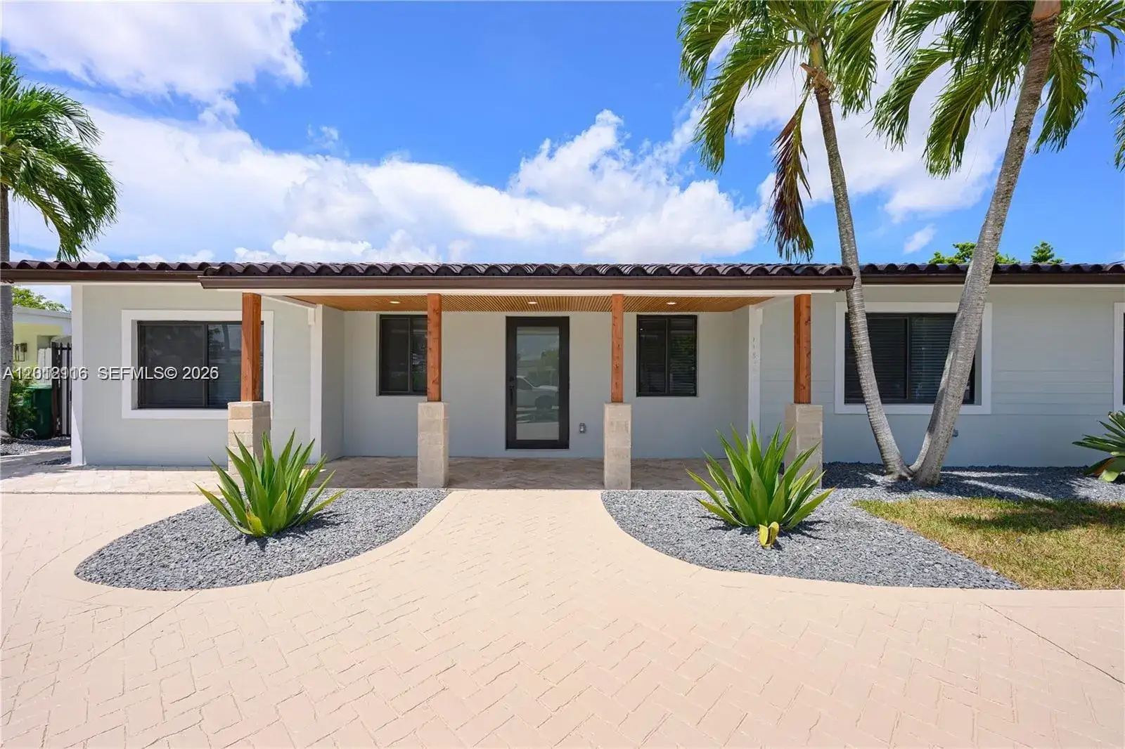 5 bedroom 3 bath Residential Lease for rent at 11835 SW 37th St, Miami FL 33175
