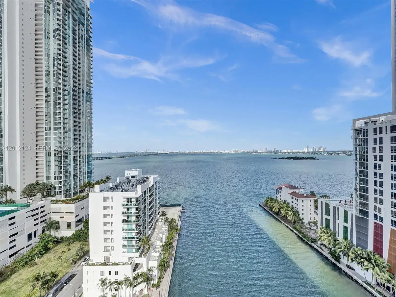 2 bedroom 2 bath Residential Lease for rent at 460 NE 28th St # 1701, Miami FL 33137