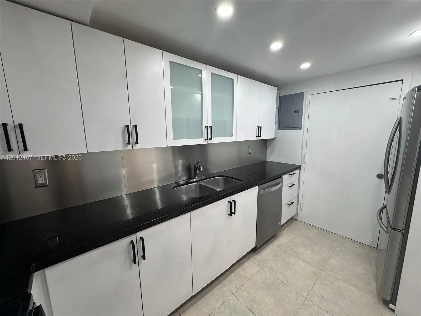 2 bedroom 2 bath Residential Lease for rent at 200 178th Dr # 312, Sunny Isles Beach FL 33160