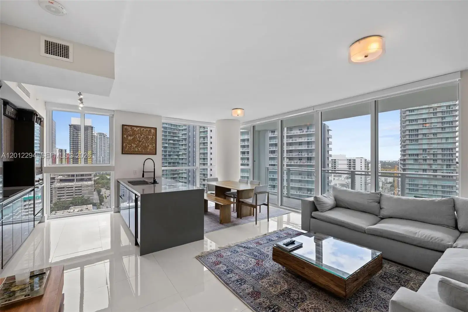 2 bedroom 2 bath Residential Lease for rent at 1080 Brickell Ave # 2001, Miami FL 33131