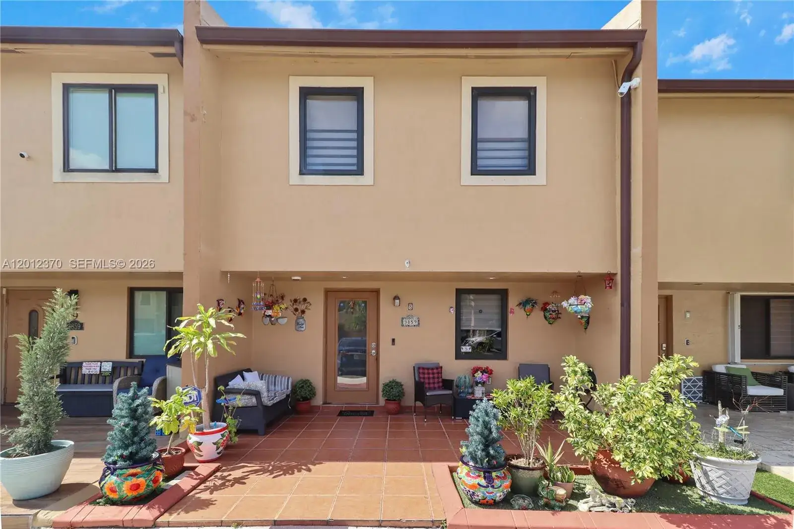 3 bedroom 2 bath Residential for sale at 3859 SW 99th Ave # 8, Miami FL 33165