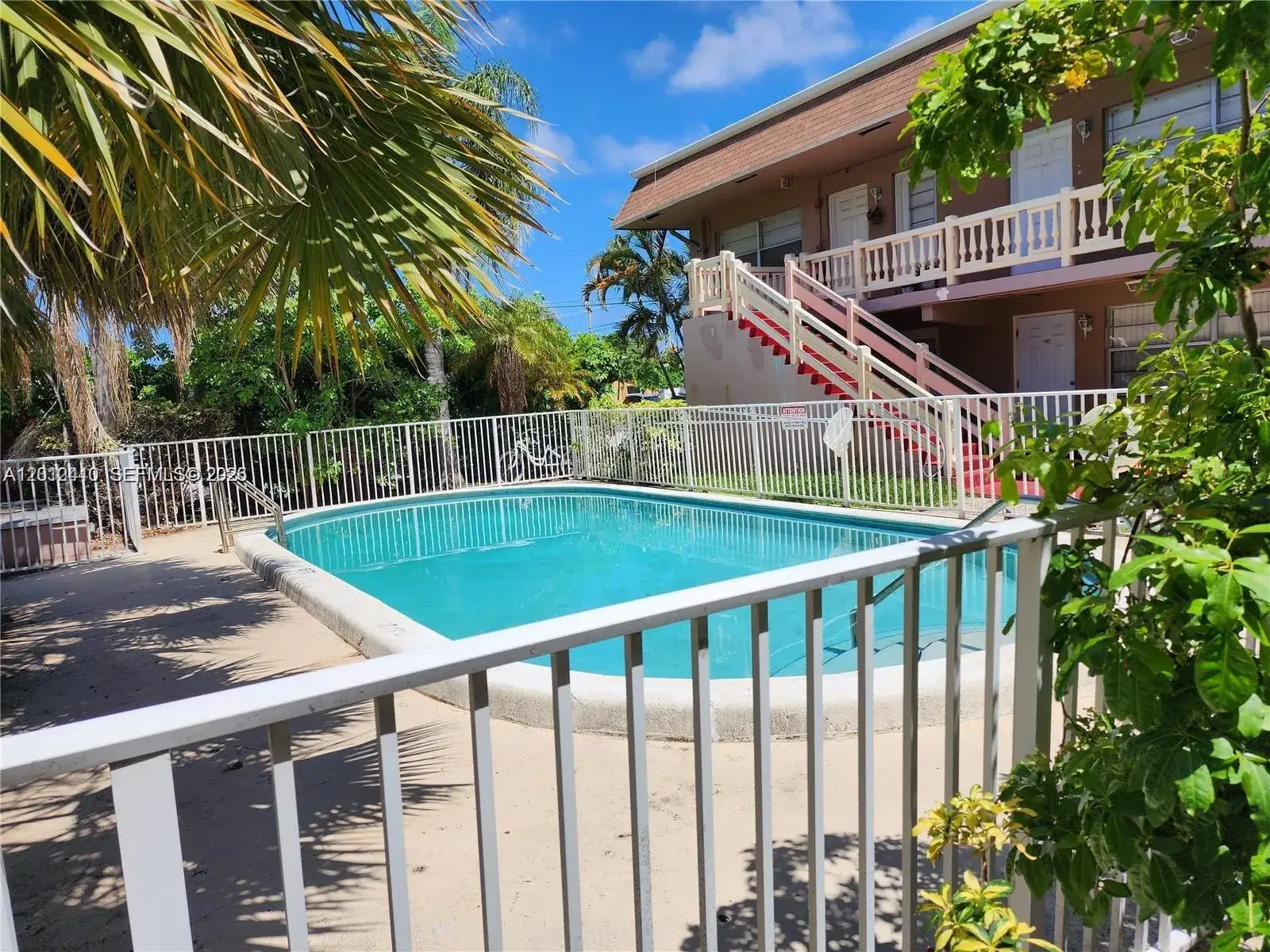 1 bedroom 1 bath Residential for sale at 241 SE 9th Ave # 103, Pompano Beach FL 33060