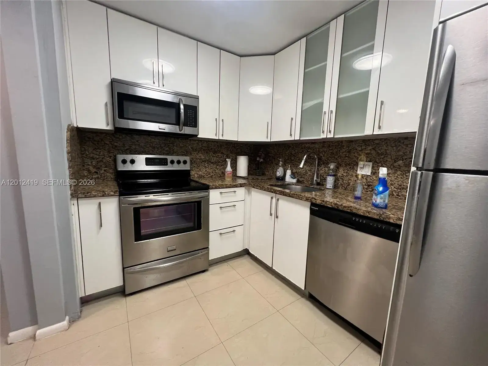 1 bedroom 1 bath Residential Lease for rent at 1801 S Ocean Dr # 535, Hallandale Beach FL 33009