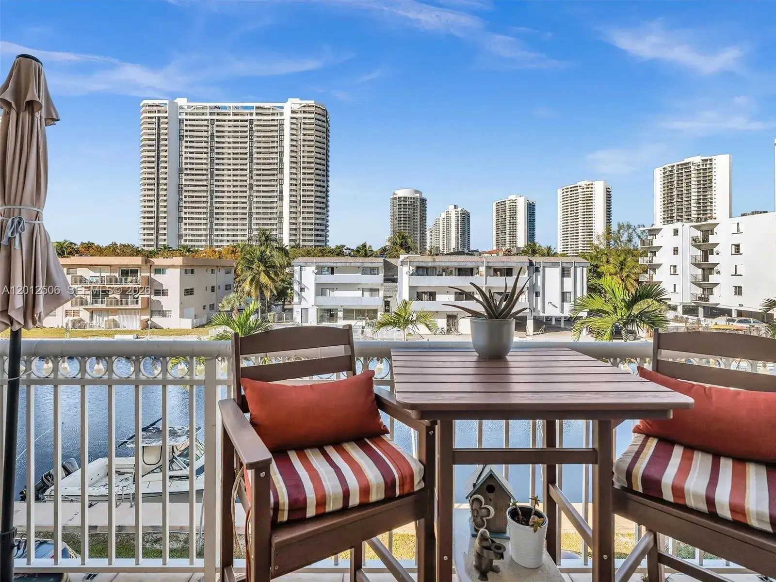 2 bedroom 2 bath Residential for sale at 3601 NE 170th St, North Miami Beach FL 33160