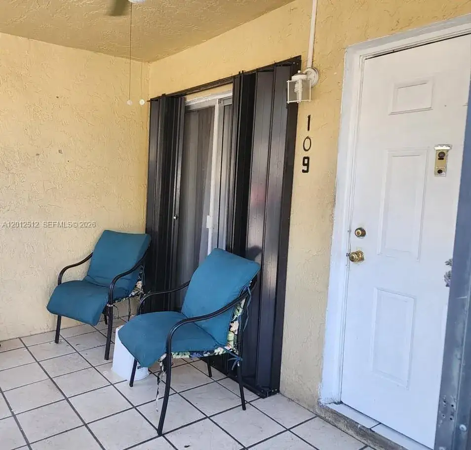 2 bedroom 2 bath Residential for sale at 15619 SW 73rd Cir Ter # 9, Miami FL 33193