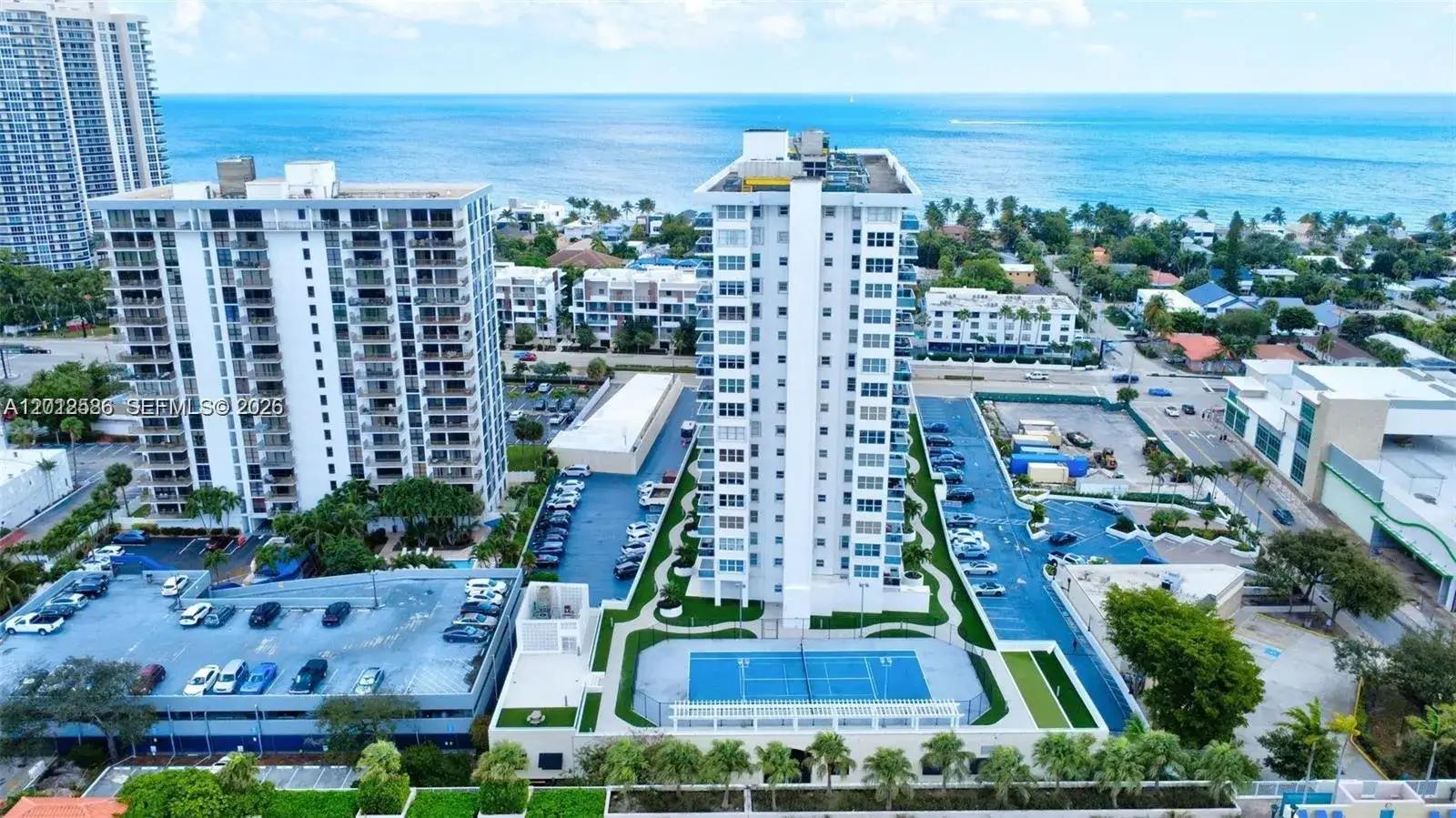 2 bedroom 2 bath Residential Lease for rent at 3015 N Ocean Blvd # 3J, Fort Lauderdale FL 33308
