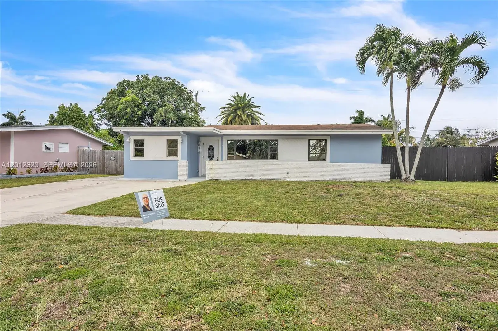 3 bedroom 2 bath Residential for sale at 6133 NW 20th St, Margate FL 33063