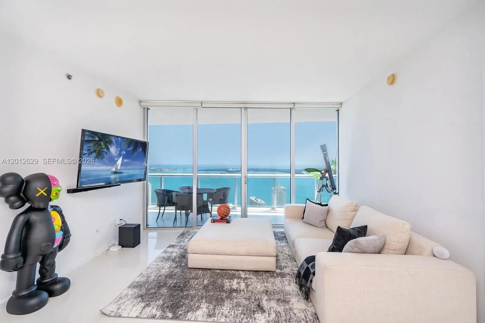 2 bedroom 2 bath Residential for sale at 465 E Brickell Ave # 5305, Miami FL 33131