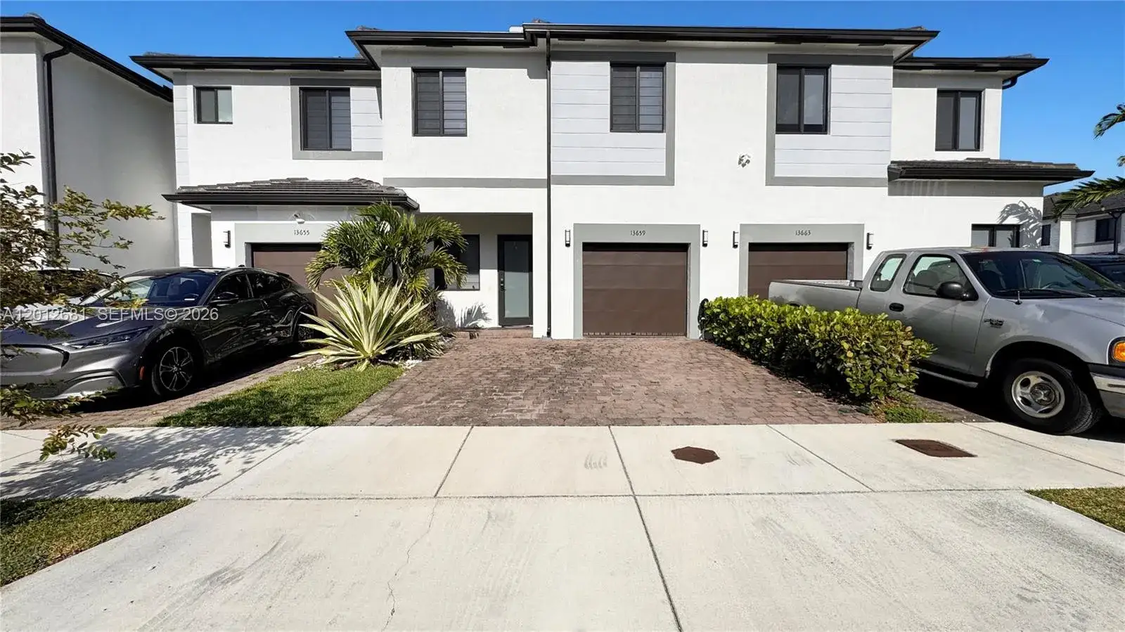 4 bedroom 3 bath Residential for sale at 13659 SW 158th Ave, Miami FL 33196
