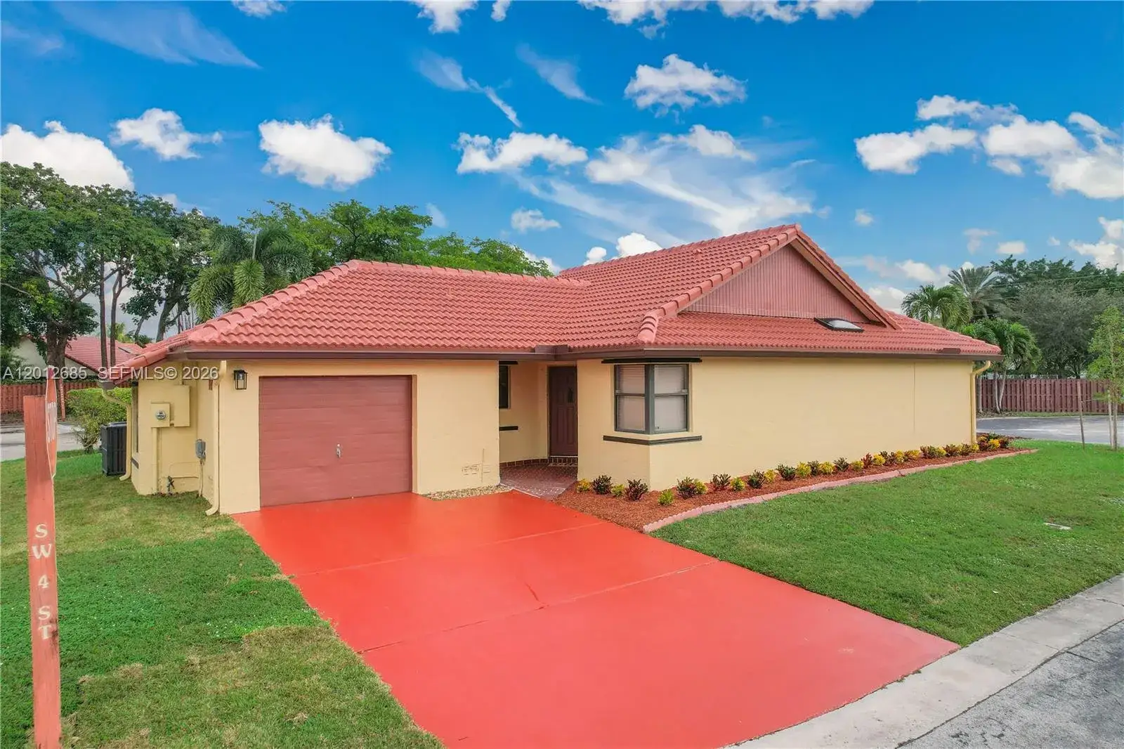 2 bedroom 2 bath Residential Lease for rent at 11301 SW 4th ST, Pembroke Pines FL 33025