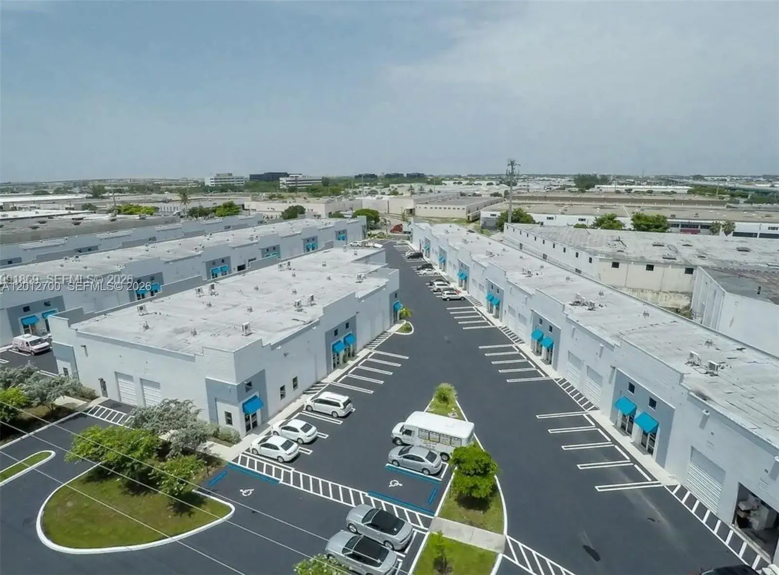Commercial Sale for sale at 2355 NW 70th Ave 11, Miami FL 33122