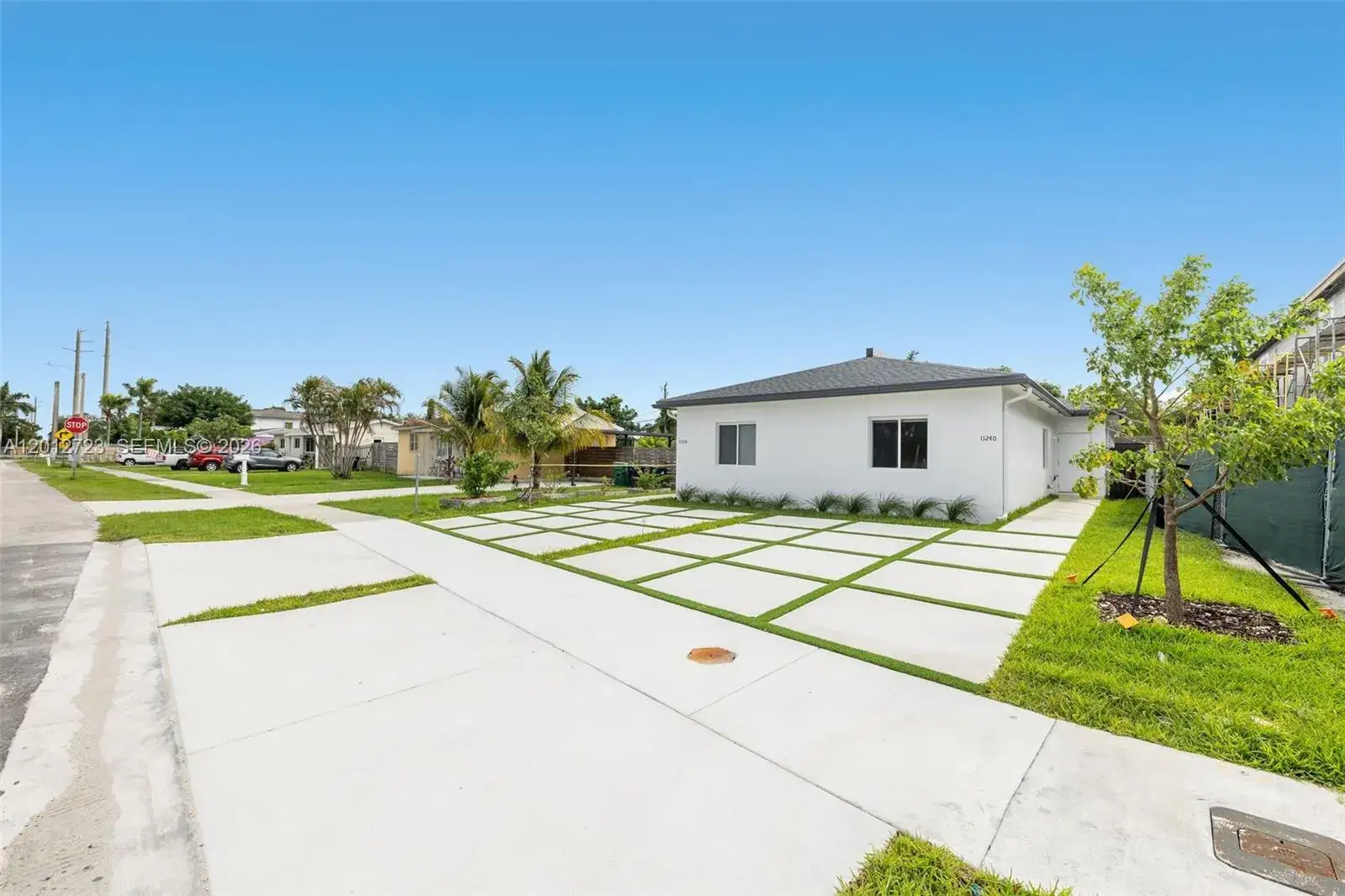 3 bedroom 2 bath Residential Lease for rent at 11238 SW 187th St # 11238, Miami FL 33157