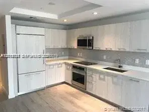 1 bedroom 2 bath Residential Lease for rent at 55 SW 9th St # 2504, Miami FL 33130
