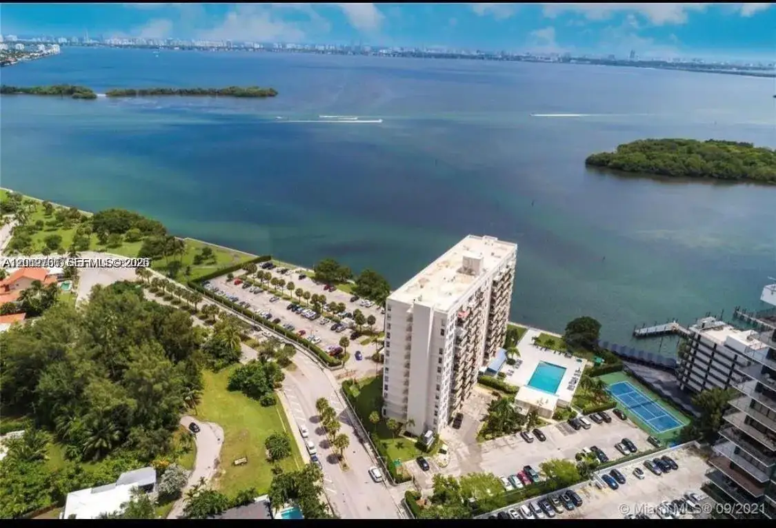 2 bedroom 2 bath Residential Lease for rent at 880 NE 69th St # 11M, Miami FL 33138