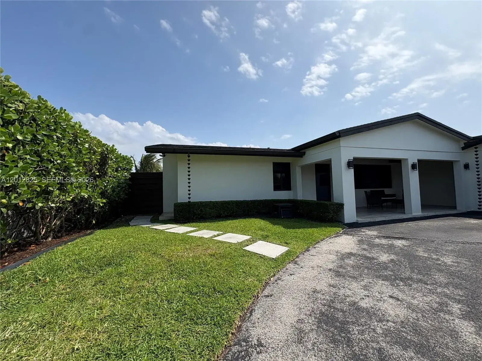 1 bedroom 1 bath Residential Lease for rent at 11960 SW 35th Ter # 1, Miami FL 33175