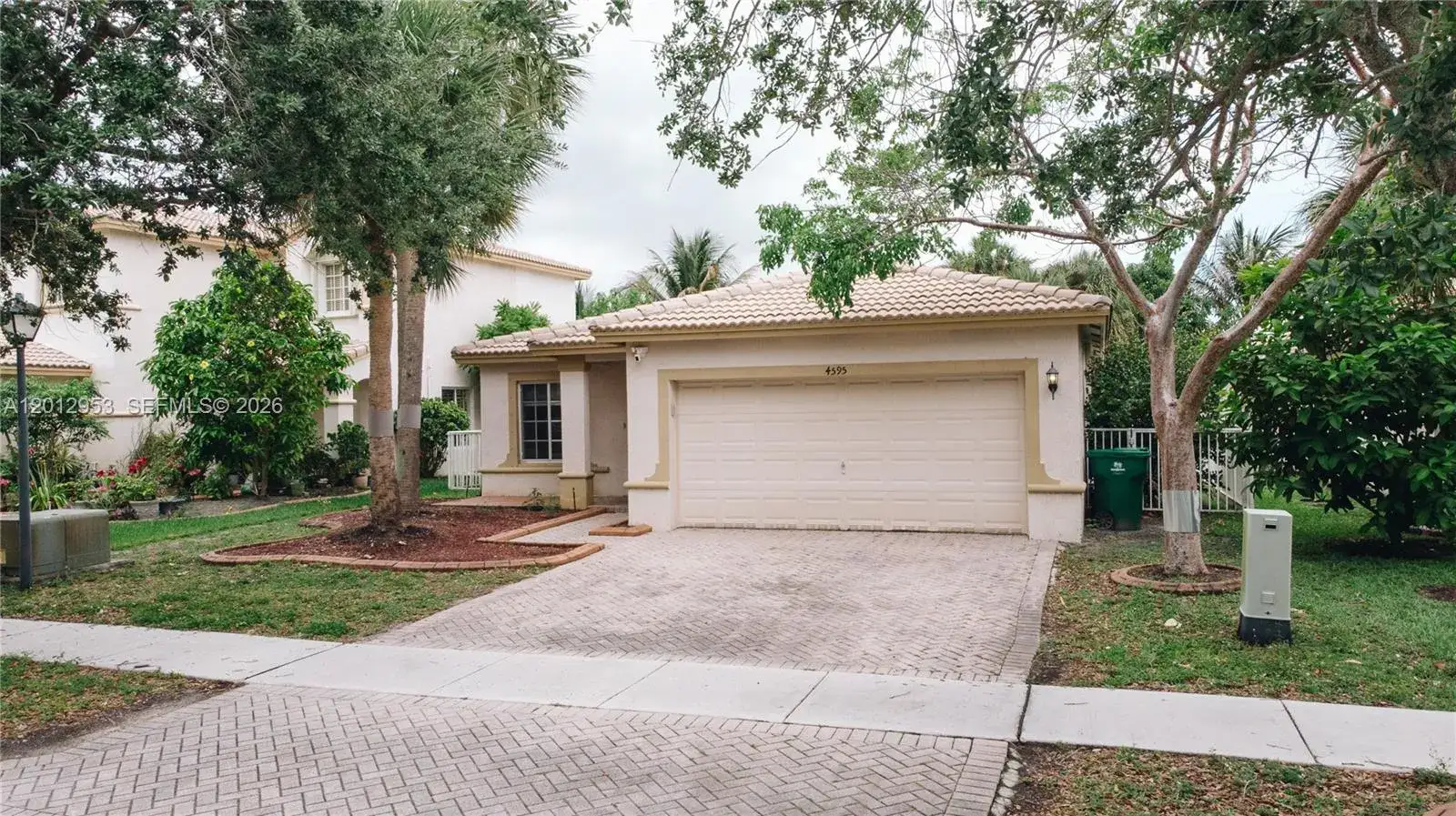3 bedroom 2 bath Residential for sale at 4595 SW 125th Ln, Miramar FL 33027