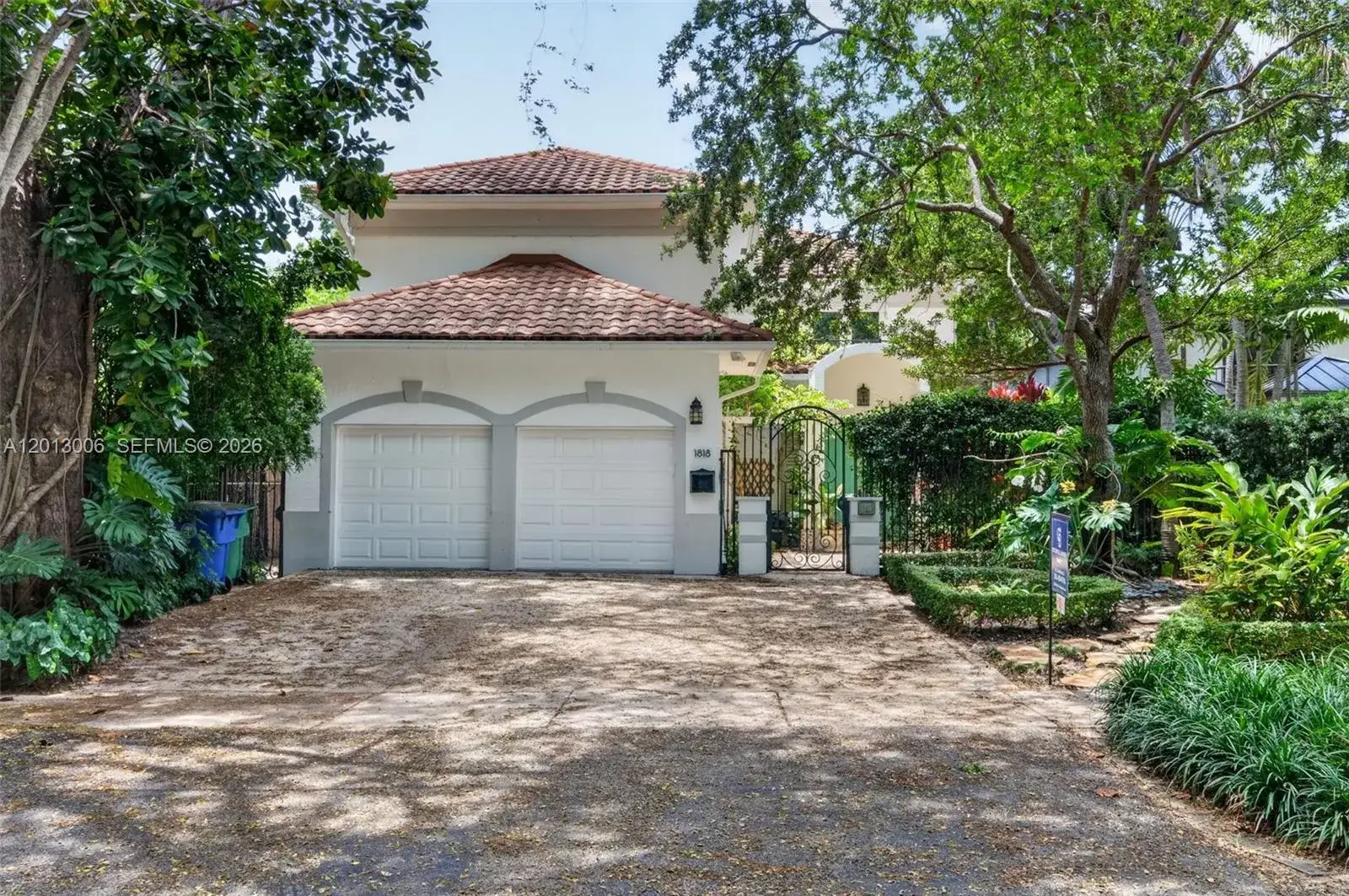 6 bedroom 4 bath Residential for sale at 1818 Espanola Dr, Miami FL 33133