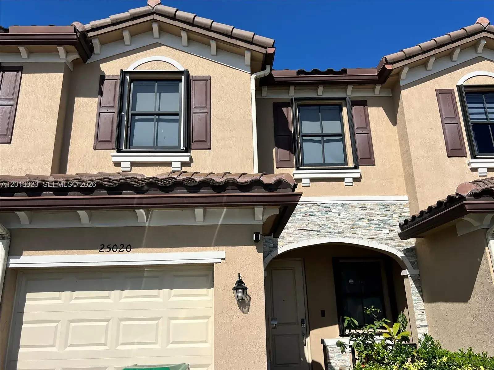 3 bedroom 2 bath Residential for sale at 25020 SW 114th Ave, Homestead FL 33032