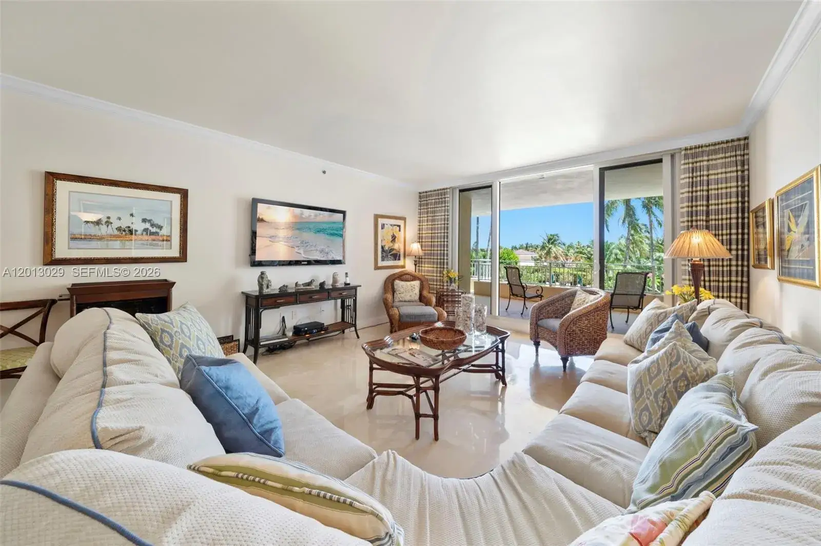 3 bedroom 3 bath Residential Lease for rent at 791 Crandon Blvd # 404, Key Biscayne FL 33149