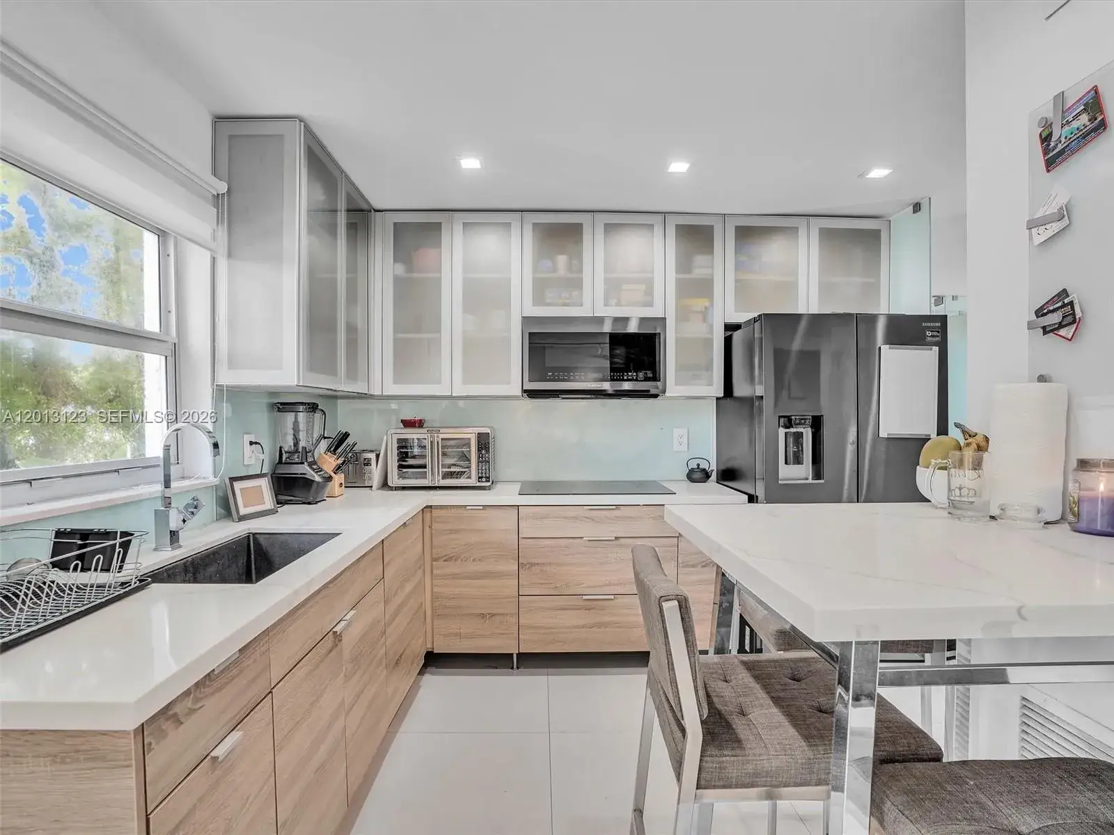 1 bedroom 1 bath Residential Lease for rent at 750 Michigan Ave # 201, Miami Beach FL 33139