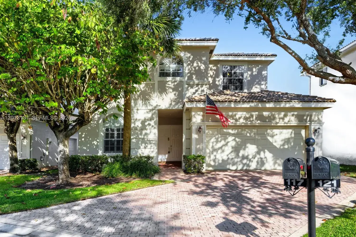 4 bedroom 3 bath Residential for sale at 117 Palm Cir, Atlantis FL 33462