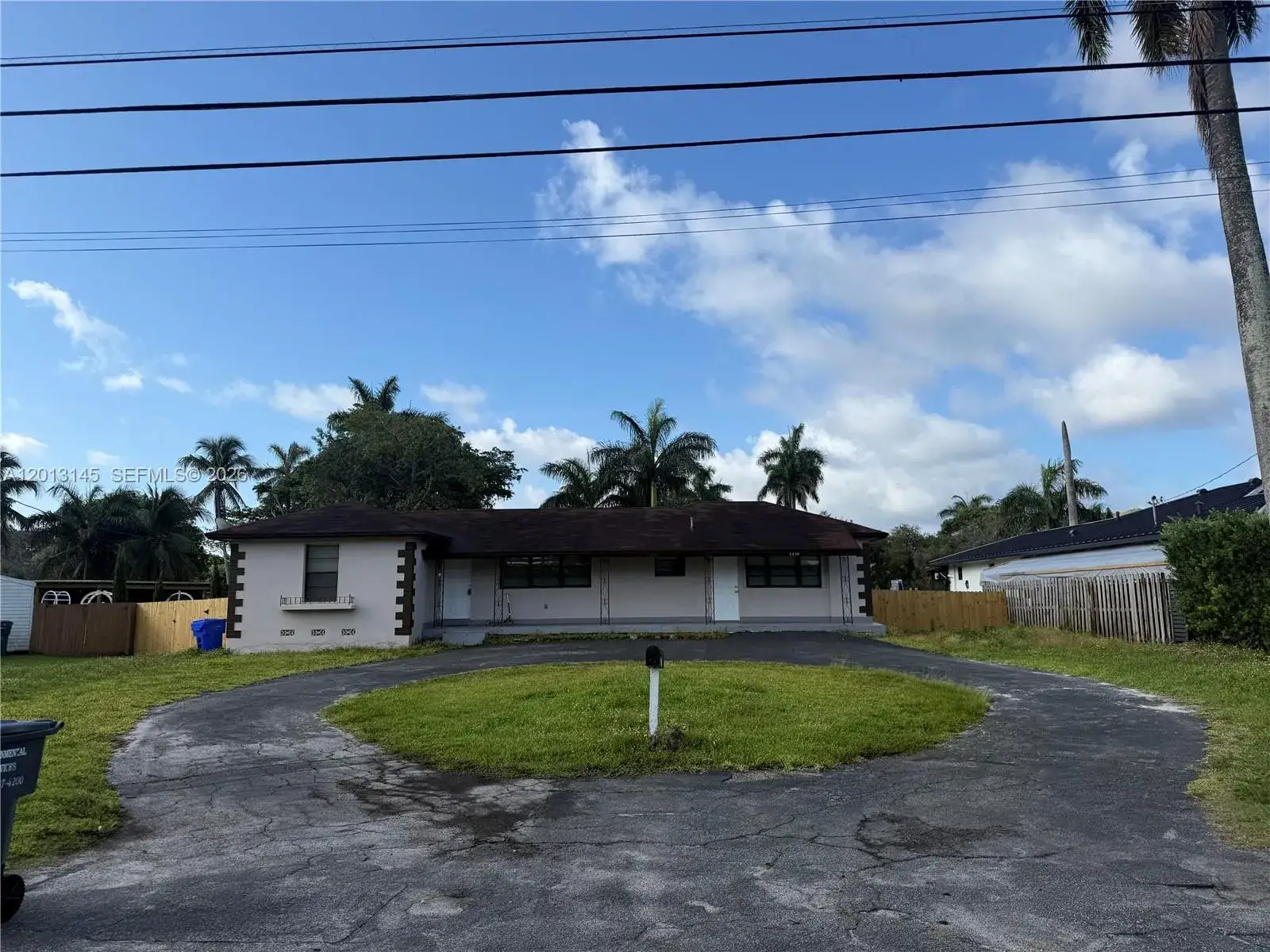 3 bedroom 2 bath Residential Lease for rent at 2830 Johnson St # 1, Hollywood FL 33020