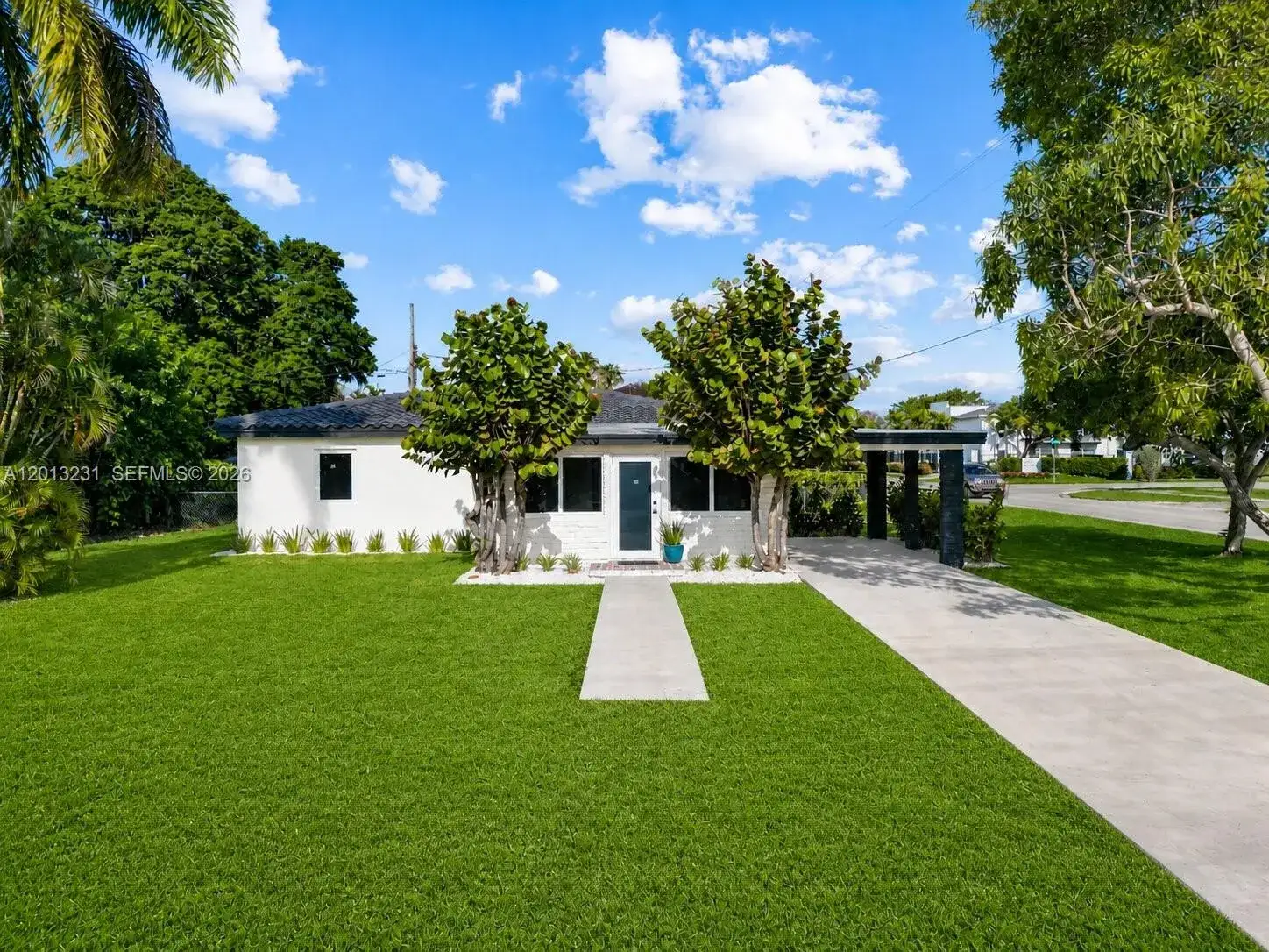 3 bedroom 1 bath Residential for sale at 1044 NE 4th Ave, Homestead FL 33030