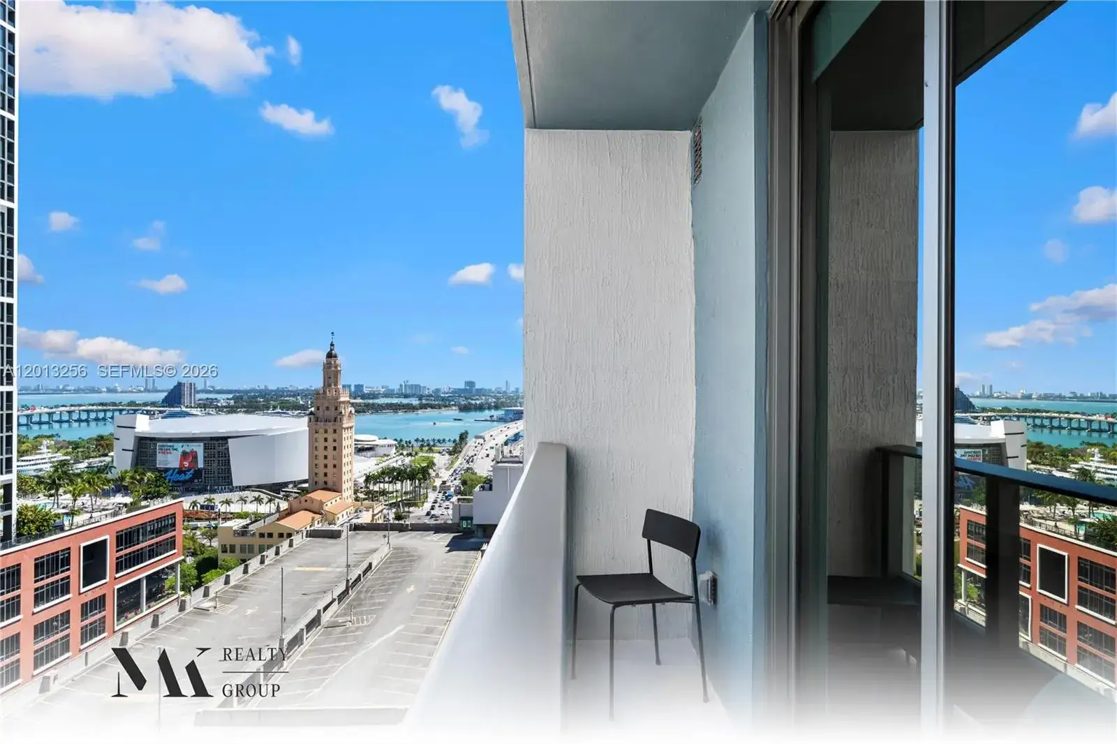 1 bath Residential Lease for rent at 121 NE 5th street # 3200, Miami FL 33132