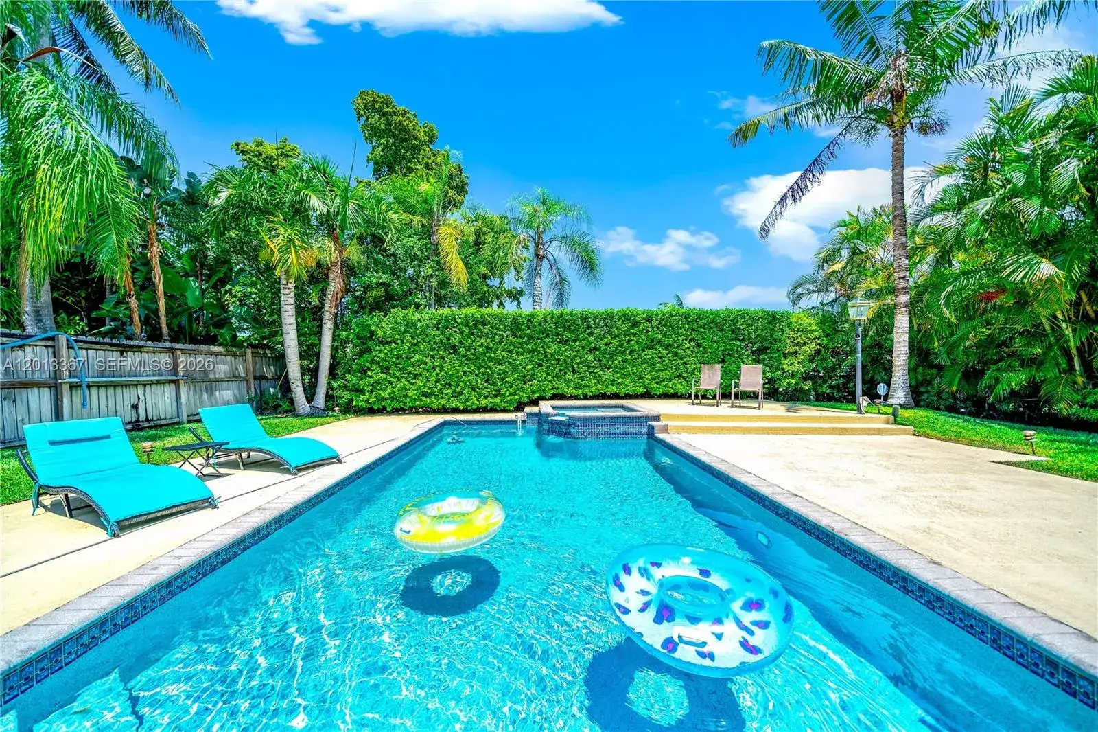 3 bedroom 2 bath Residential for sale at 1241 S 13th Ave, Hollywood FL 33019