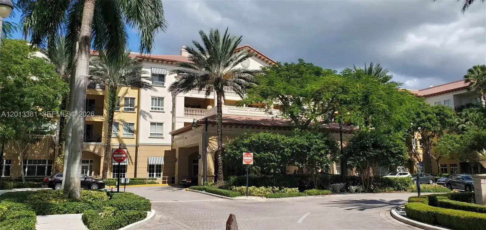 1 bedroom 1 bath Residential for sale at 16102 Emerald Estates Dr # 428, Weston FL 33331
