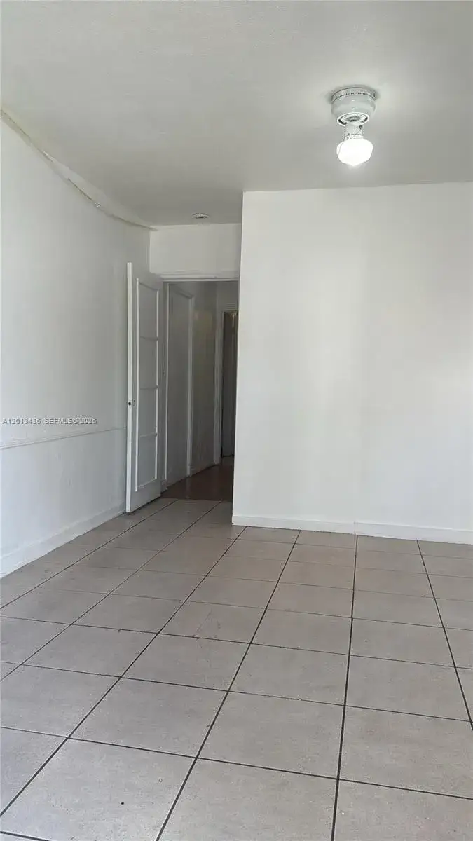 1 bedroom 1 bath Residential Lease for rent at 725 Opa Locka Blvd # C, Opa-Locka FL 33054
