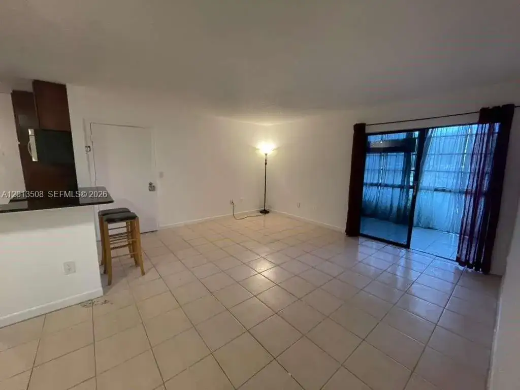 1 bedroom 1 bath Residential Lease for rent at 809 NE 199th St # 7, Miami FL 33179