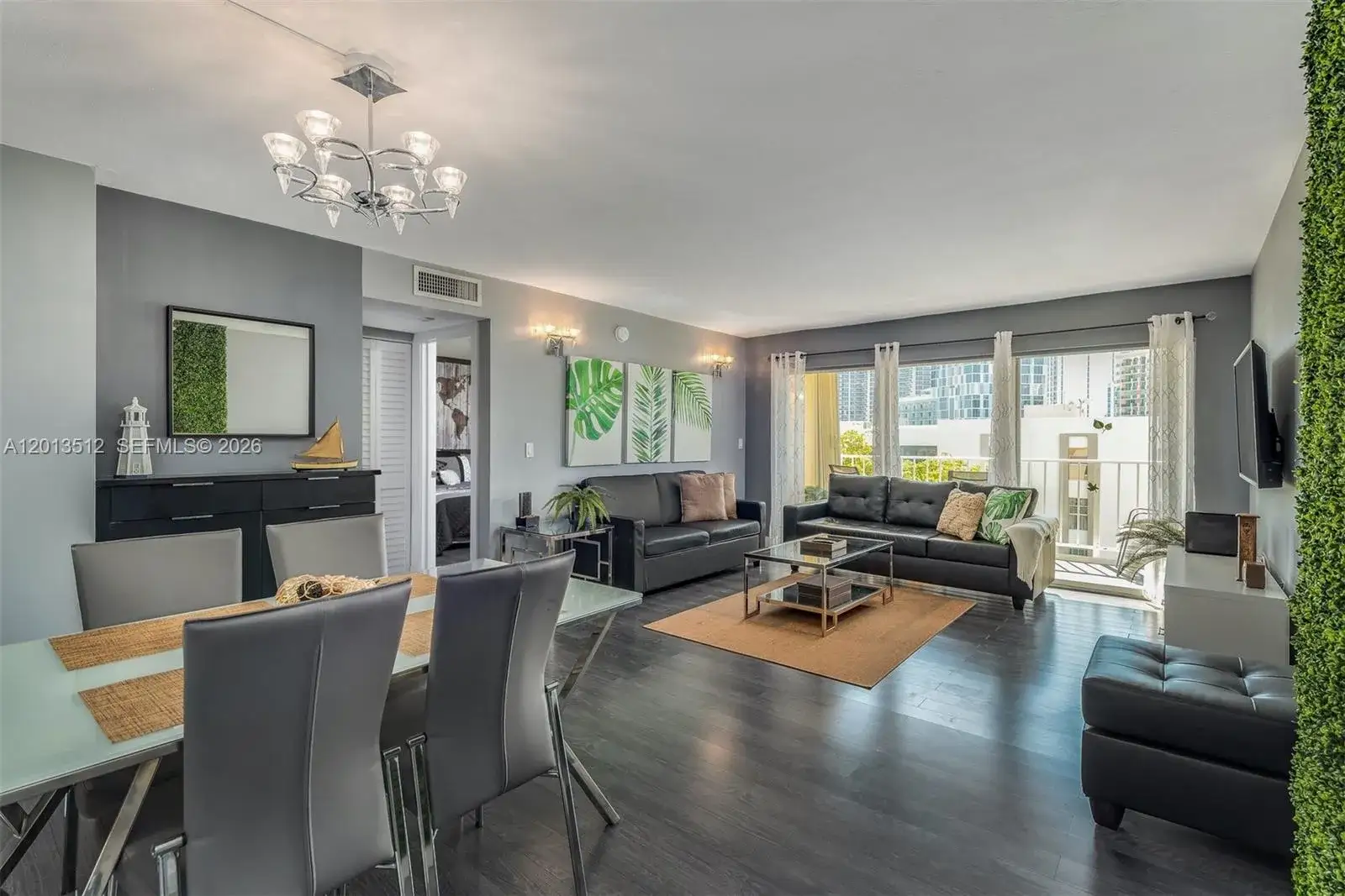 1 bedroom 1 bath Residential for sale at 200 178th Dr # 604, Sunny Isles Beach FL 33160