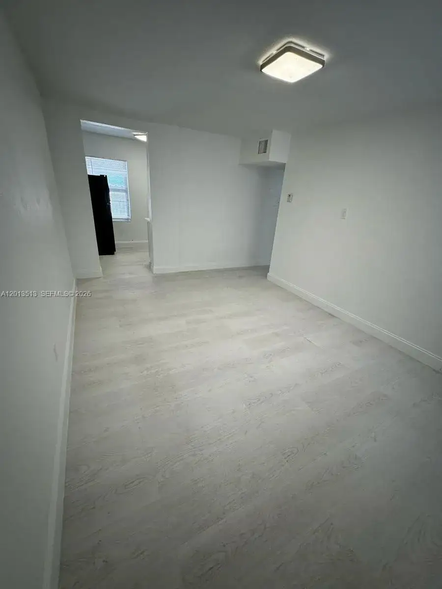 2 bedroom 1 bath Residential Lease for rent at 7360 SW 21st St # 7362, Miami FL 33155