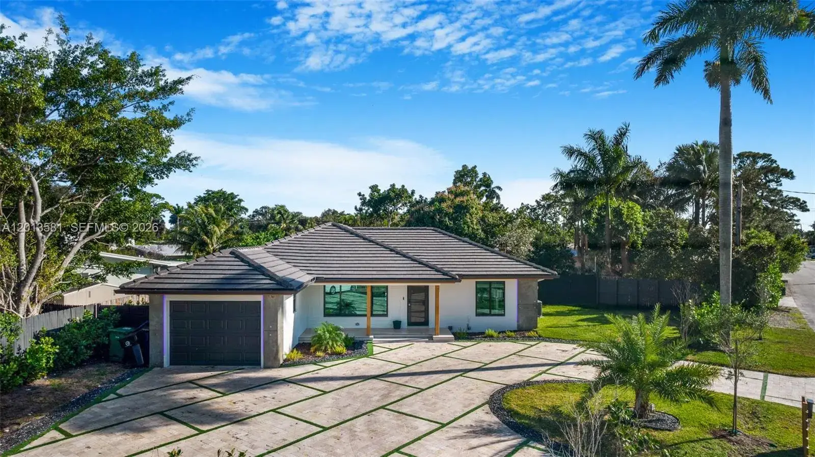 3 bedroom 2 bath Residential for sale at 2406 Gulfstream Ln, Fort Lauderdale FL 33312