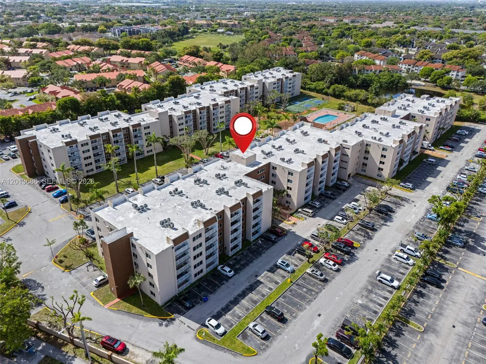 1 bedroom 1 bath Residential for sale at 6950 Miami Gardens Dr # 506, Hialeah FL 33015