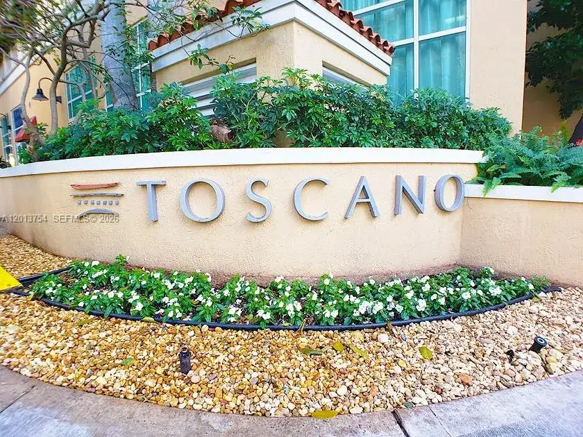 2 bedroom 2 bath Residential Lease for rent at 7350 SW 89th St # 1506S, Miami FL 33156