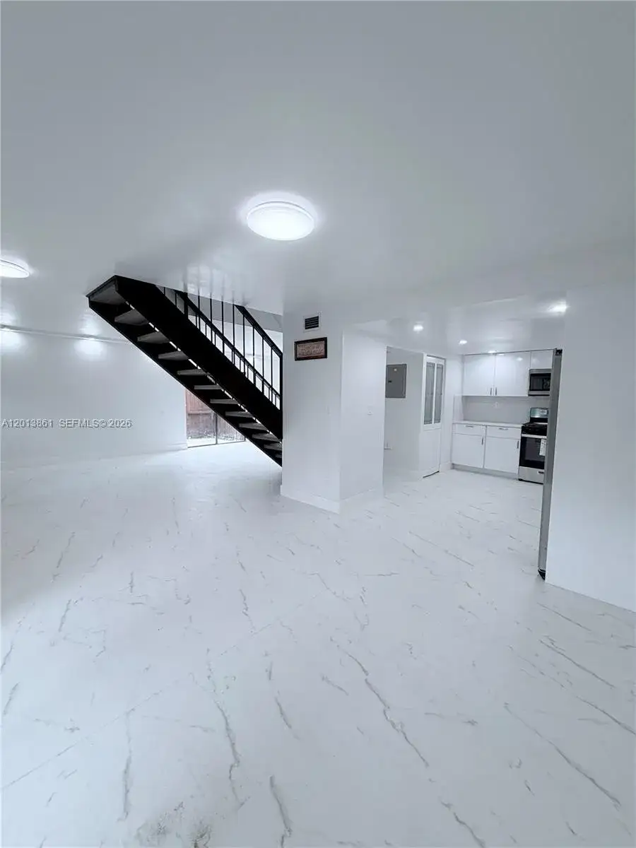 2 bedroom 2 bath Residential for sale at 7024 SW 114th Pl # 52, Miami FL 33173