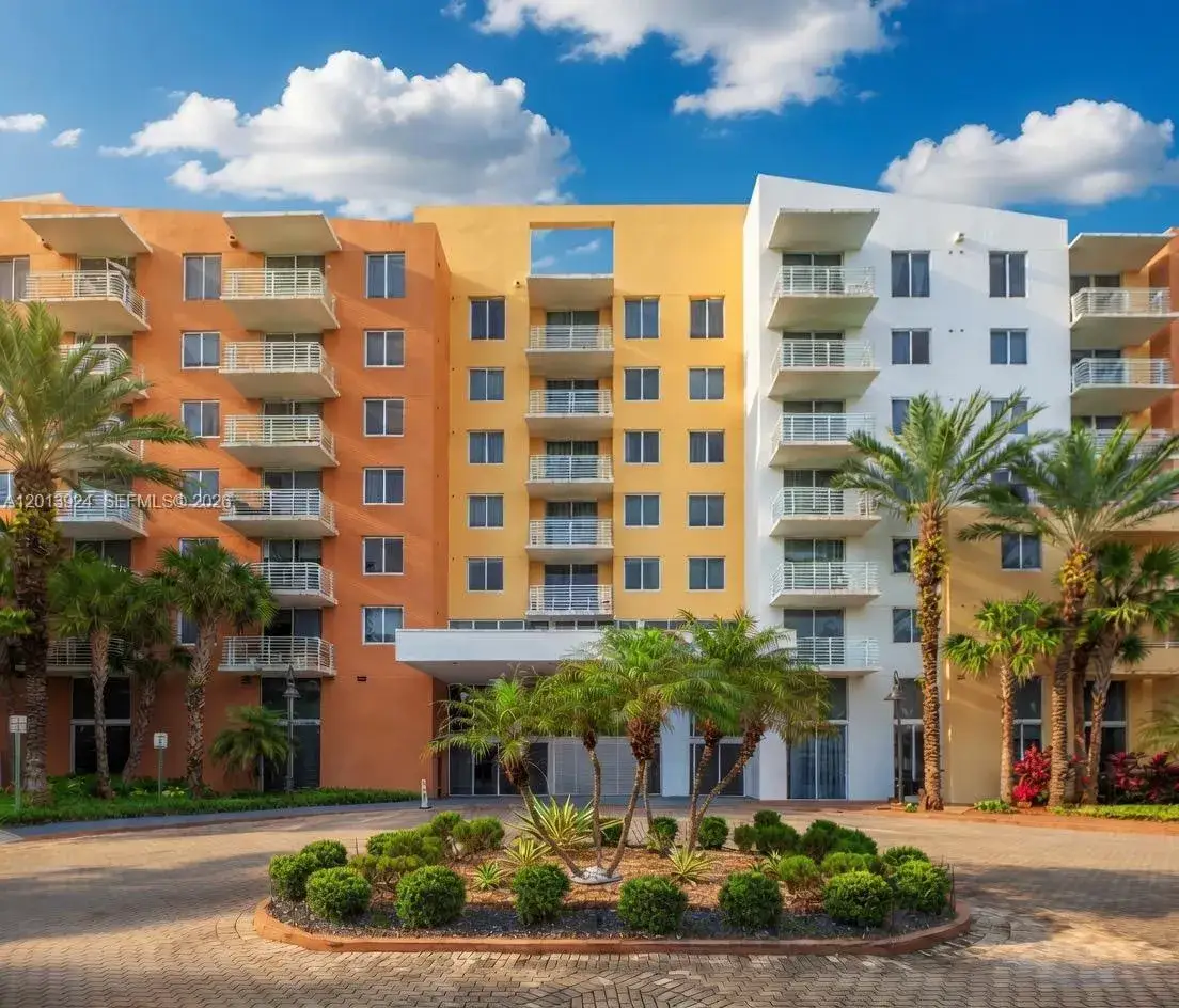 2 bedroom 2 bath Residential for sale at 2775 NE 187th St # 609, Aventura FL 33180
