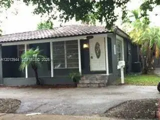 3 bedroom 2 bath Residential Lease for rent at 335 NE 114th St # 1, Miami FL 33161