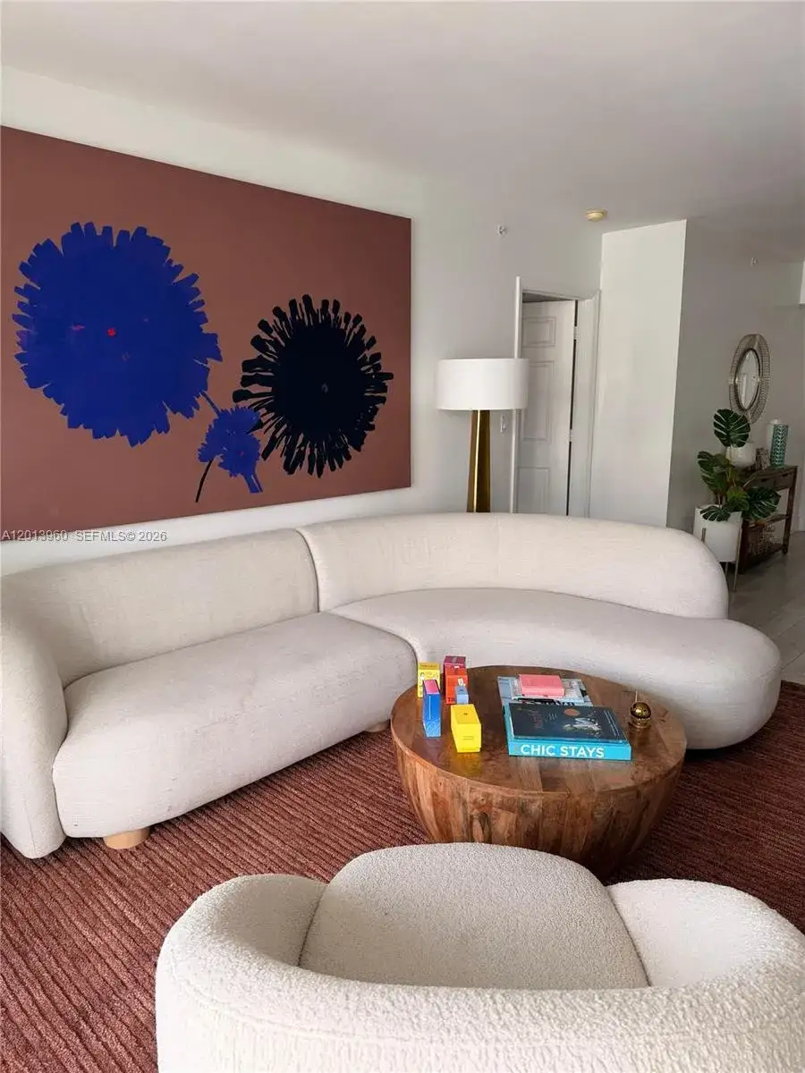 3 bedroom 2 bath Residential Lease for rent at 1155 Brickell Bay Dr # 2904, Miami FL 33131