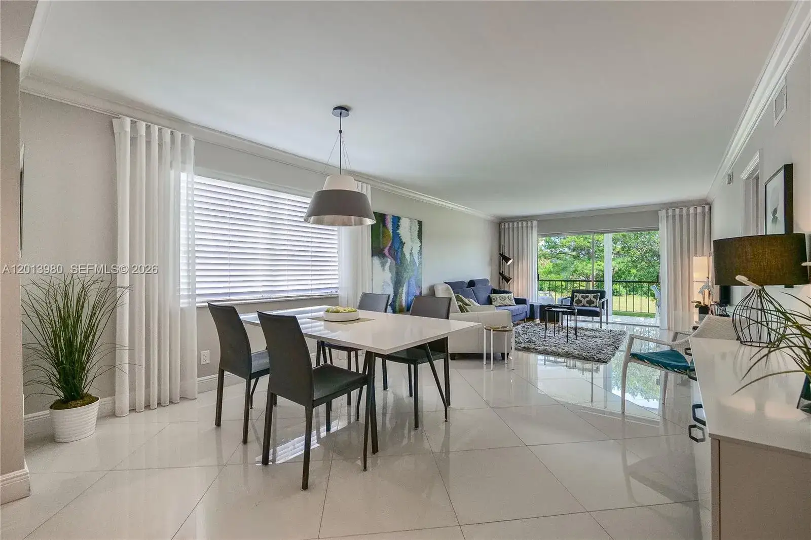 2 bedroom 2 bath Residential for sale at 6200 NW 44th St # 301, Lauderhill FL 33319